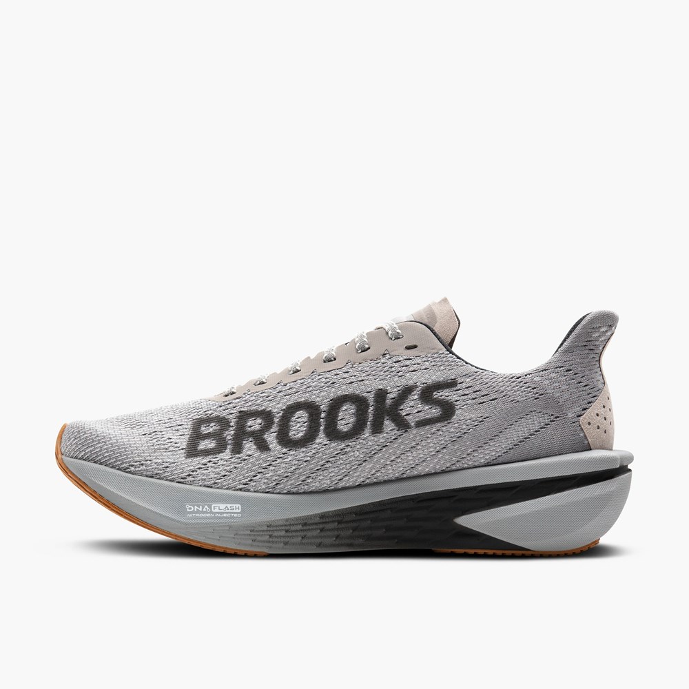 Chaussure d'Athlétisme Brooks Hyperion 2 Blanche Noir Homme | DSO-7300597